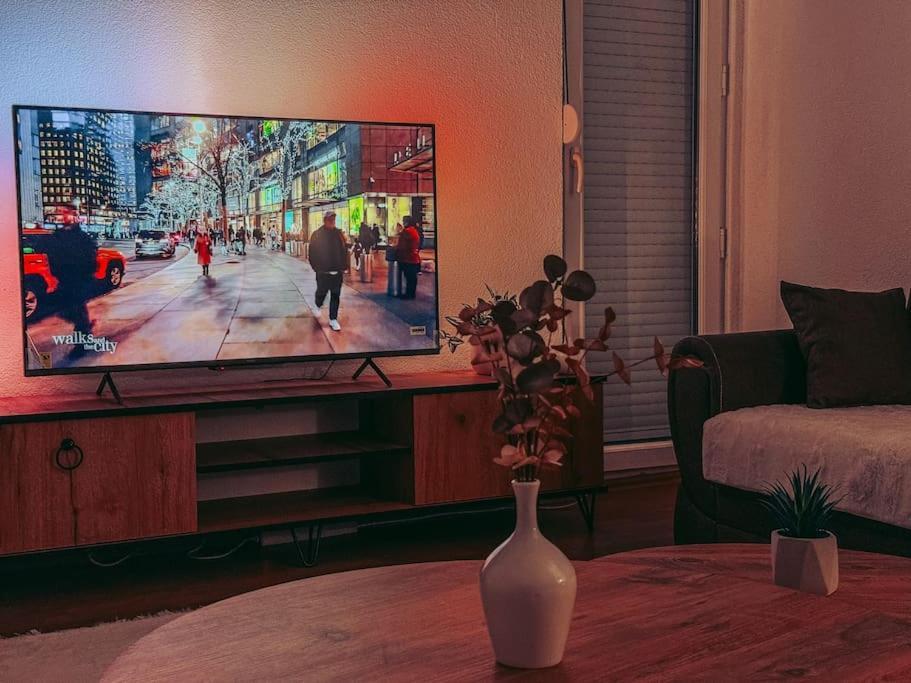 City Center Apartment Gjakova Eksteriør bilde